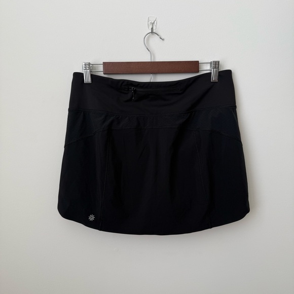 Athleta Run With It 14” Skort Black Size Medium - Picture 2 of 10